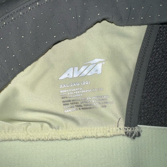 Avía - Picture 3 of 3